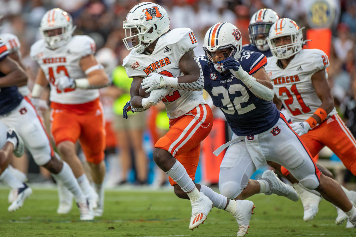 Auburn Tigers linebacker Wesley Steiner (32) closes in on Mercer Bears running back Fred Jackson (12) during the game between the Mercer Bears and the Auburn Tigers at Jordan-Hare Stadium on Sept. 3, 2022.