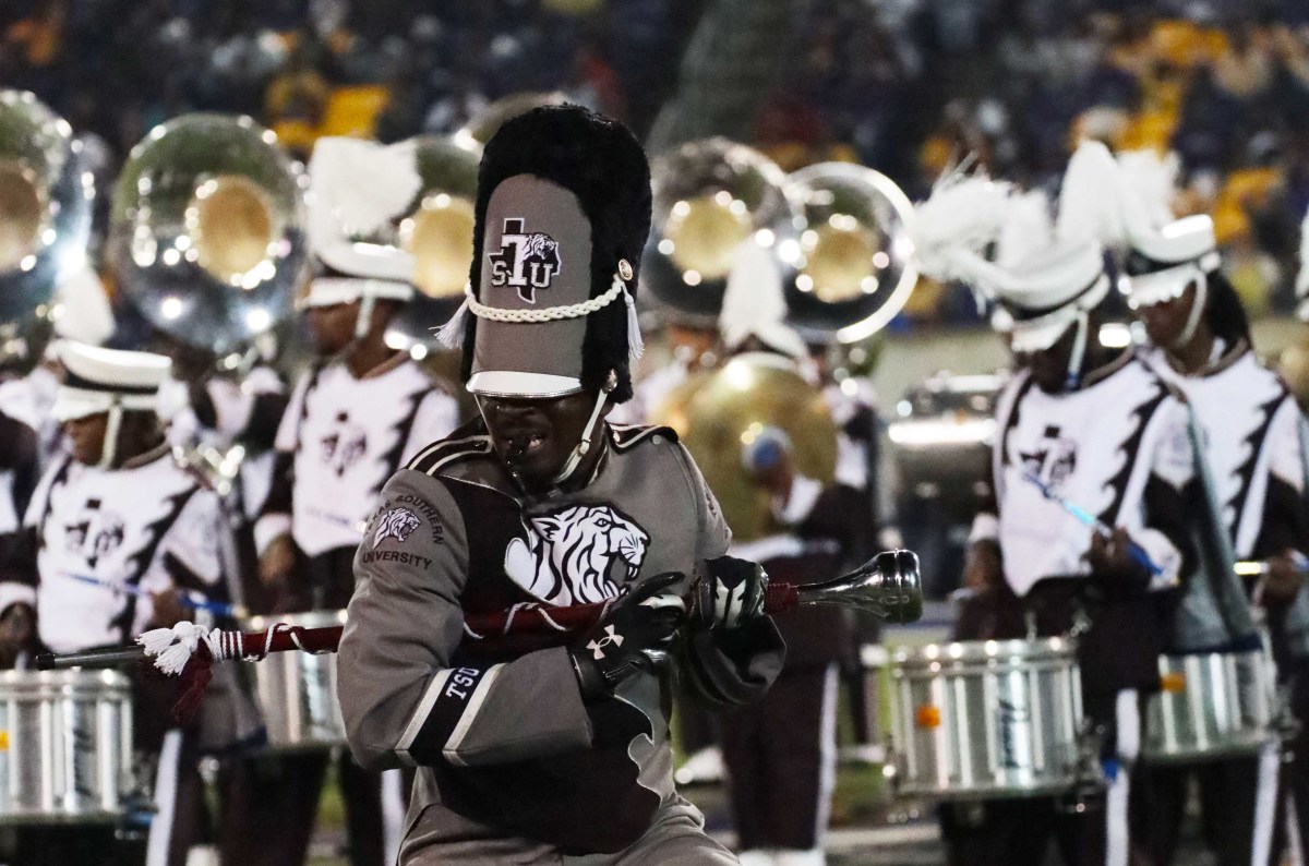 TSU Drum Majors 4