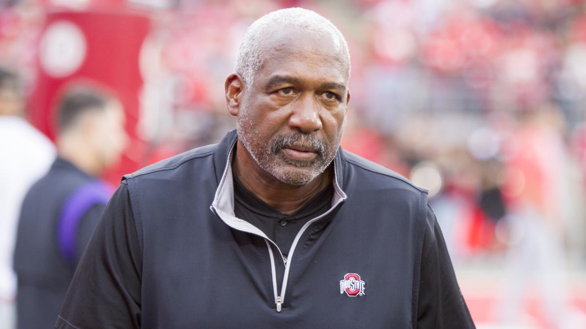 Ohio State’s Gene Smith Soliciting “Additional Support” For NIL Collectives