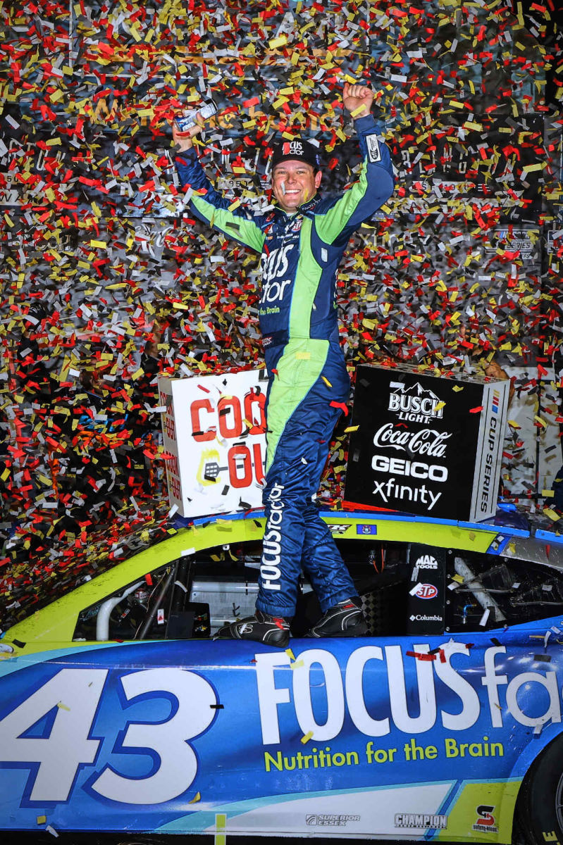 Deja vu of sorts Jones puts No. 43 back in Darlington victory lane