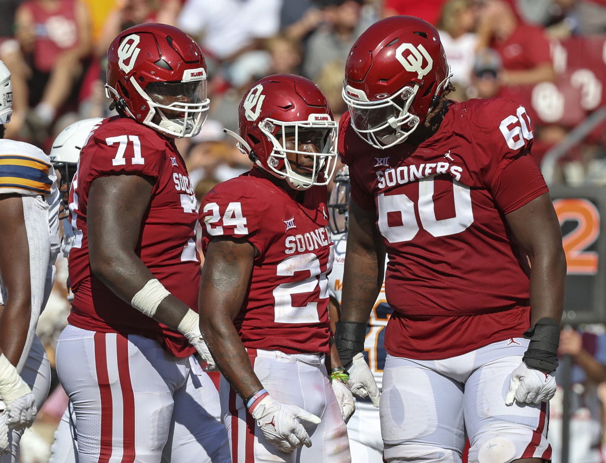 Tyler Guyton (60) started four games for the Sooners at offensive tackle this season, including OU's final two games of the year