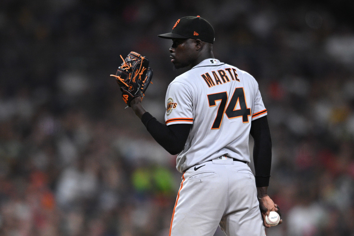 SF Giants righty Yunior Marte looks towards the plate.