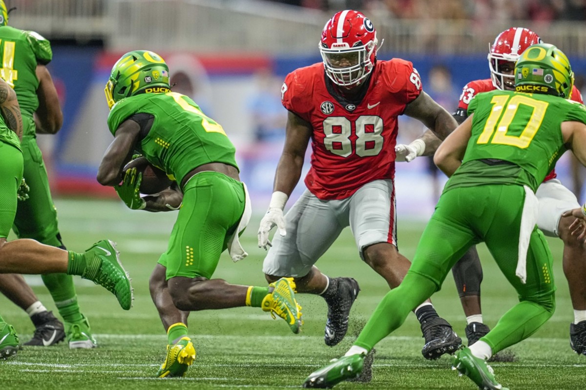 Jalen Carter Shines In Lead Role for Football Sports