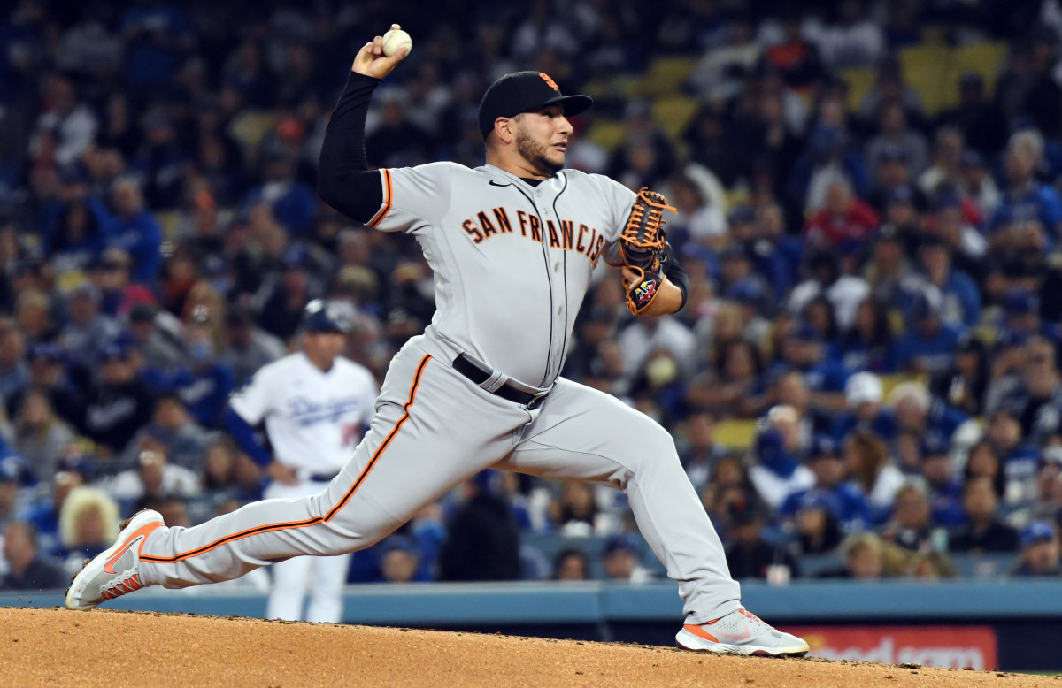 SF Giants pitcher Kervin Castro throws a pitch in the 2021 NLDS against the Dodgers.