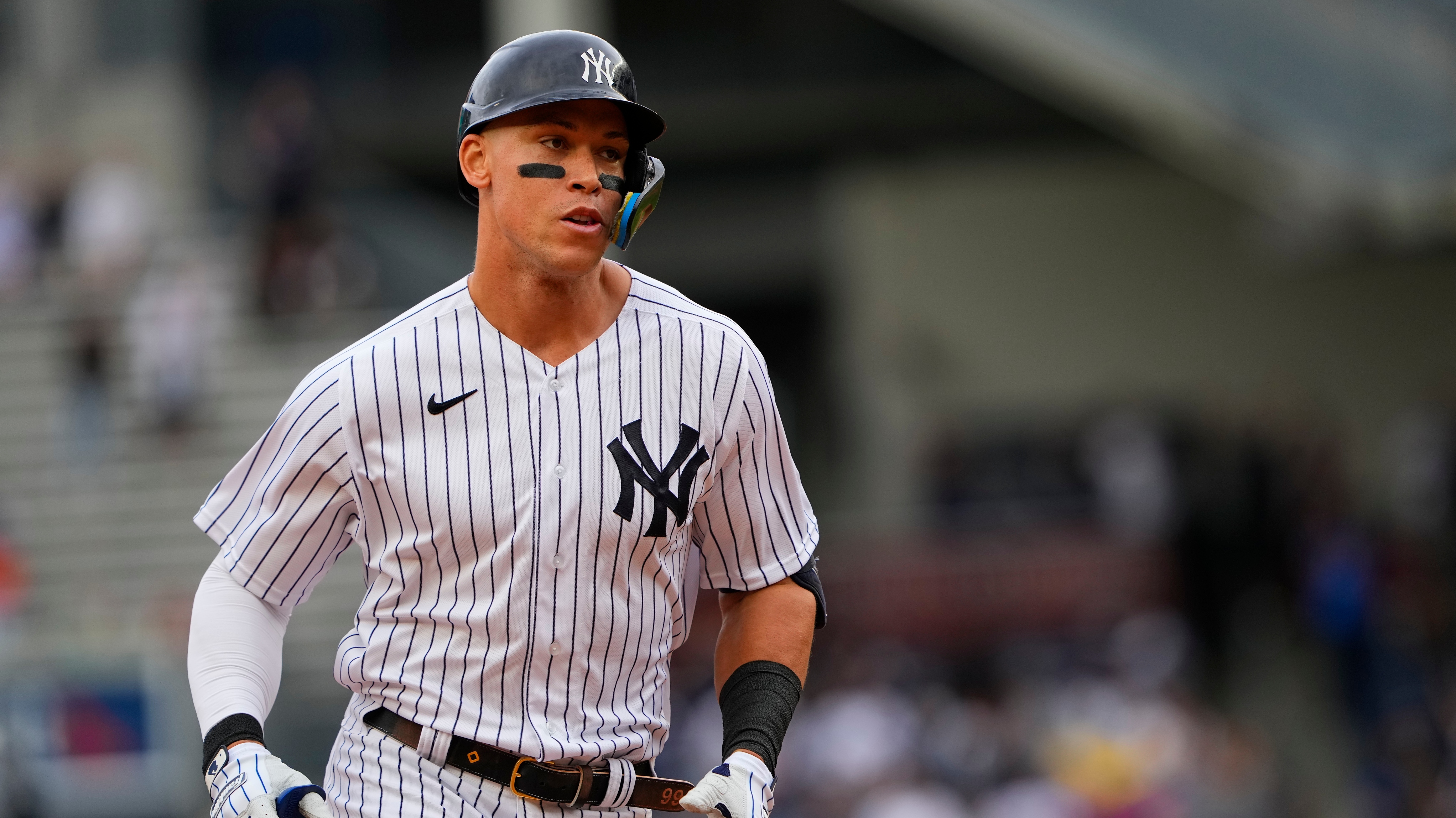 ESPN - Aaron Judge's chase for history takes center stage tonight on Sunday  Night Baseball 🔥 📺 Boston Red Sox-New York Yankees 7 PM ET on ESPN