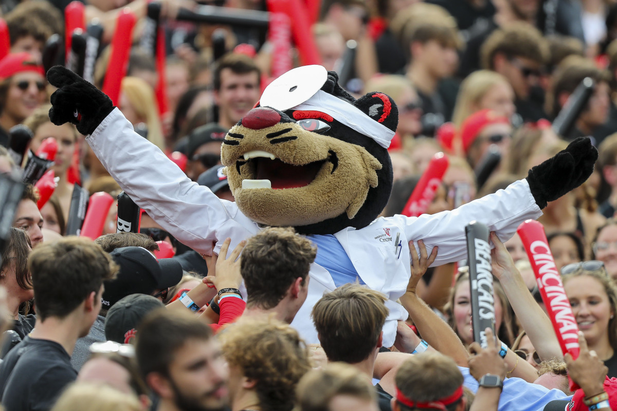 Sep 10, 2022; Cincinnati, Ohio, USA; The Cincinnati Bearcats mascot reacts after a touchdown against the Kennesaw State Owls in the first half at Nippert Stadium. Mandatory Credit: Katie Stratman-USA TODAY Sports