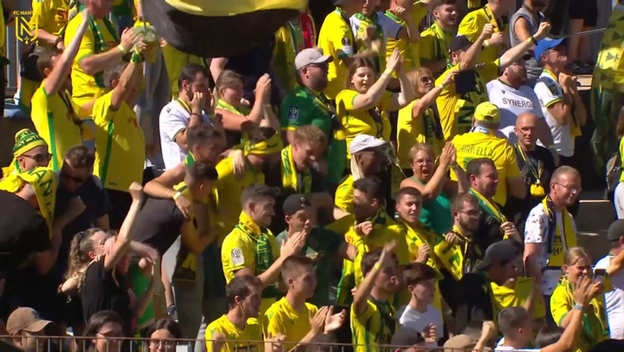 FC Nantes - FC Nantes added a new photo