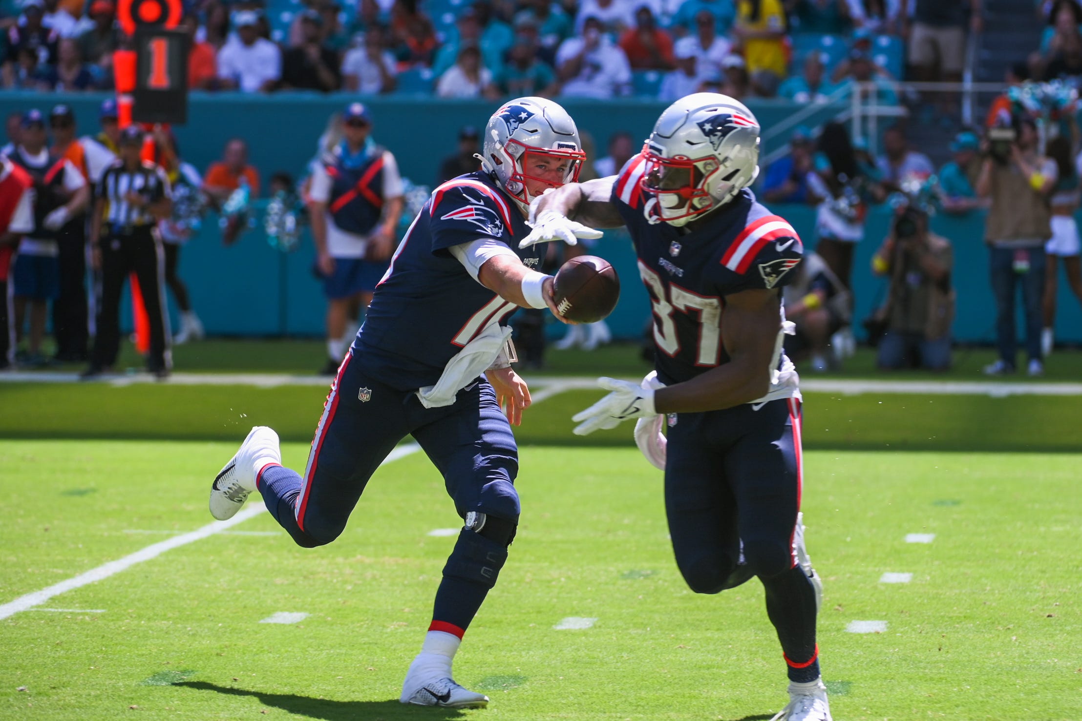 New England Patriots Miami Dolphins OFFENSE Snap Counts Who Played