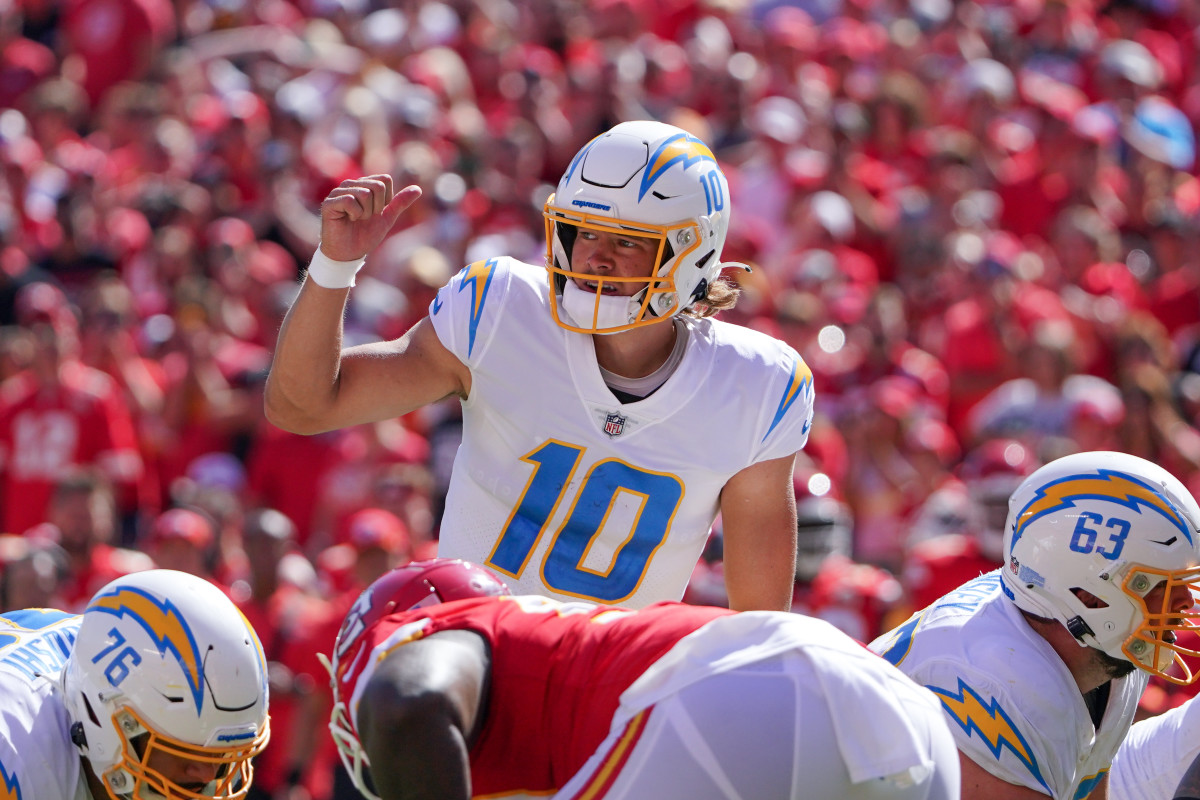 Los Angeles Chargers at Kansas City Chiefs Game Day Betting Odds Week
