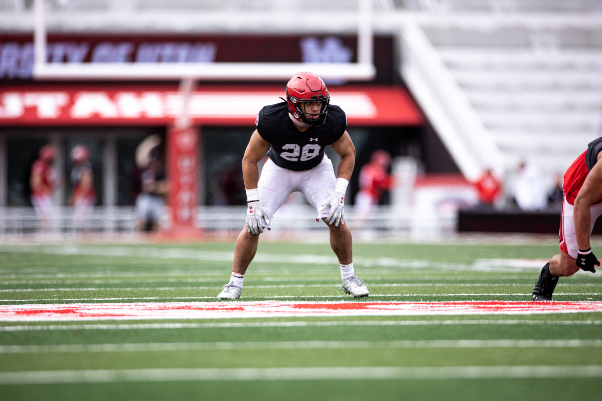 The future of Utah's secondary, meet strong safety Sione Vaki thumbnail