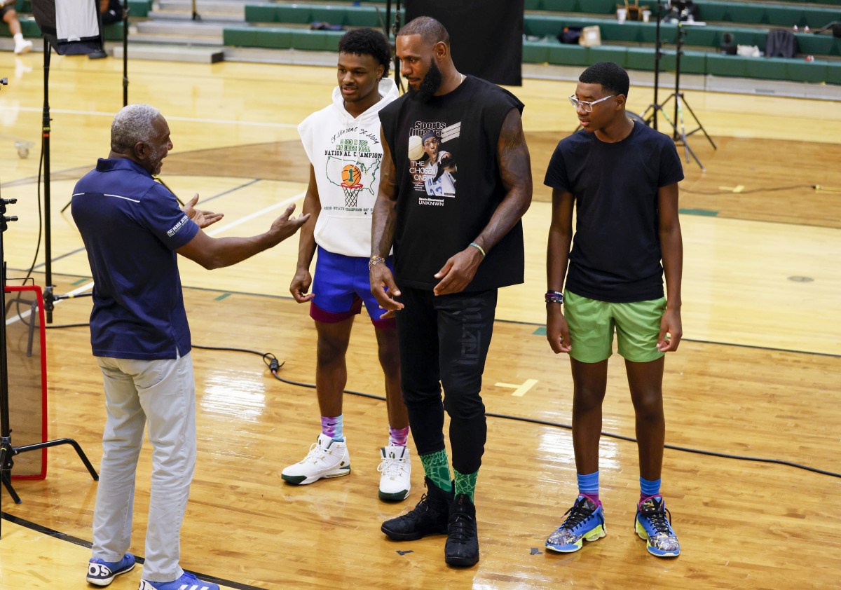 Jeffrey A. Salter speaks to LeBron James and his sons