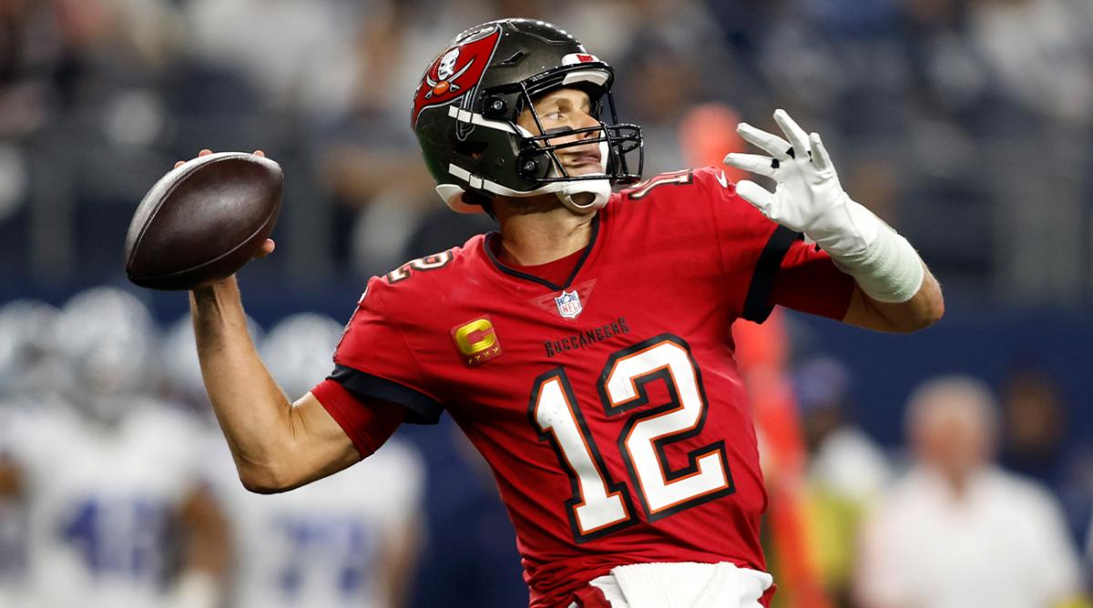 Sep 11, 2022; Arlington, Texas, USA; Tampa Bay Buccaneers quarterback Tom Brady (12) throws a pass in the game against the Dallas Cowboys at AT&T Stadium.