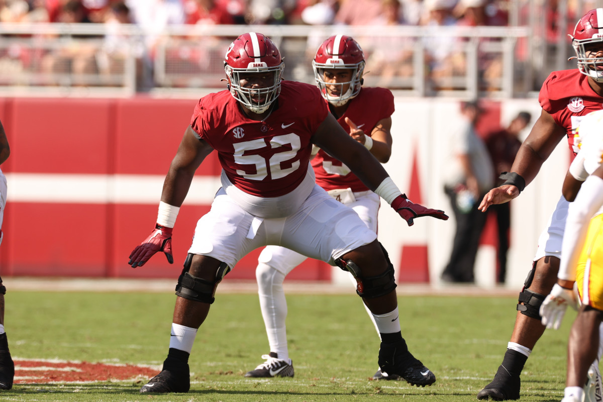 Why the Key for Alabama's Offense in Sugar Bowl Could be a New Starter