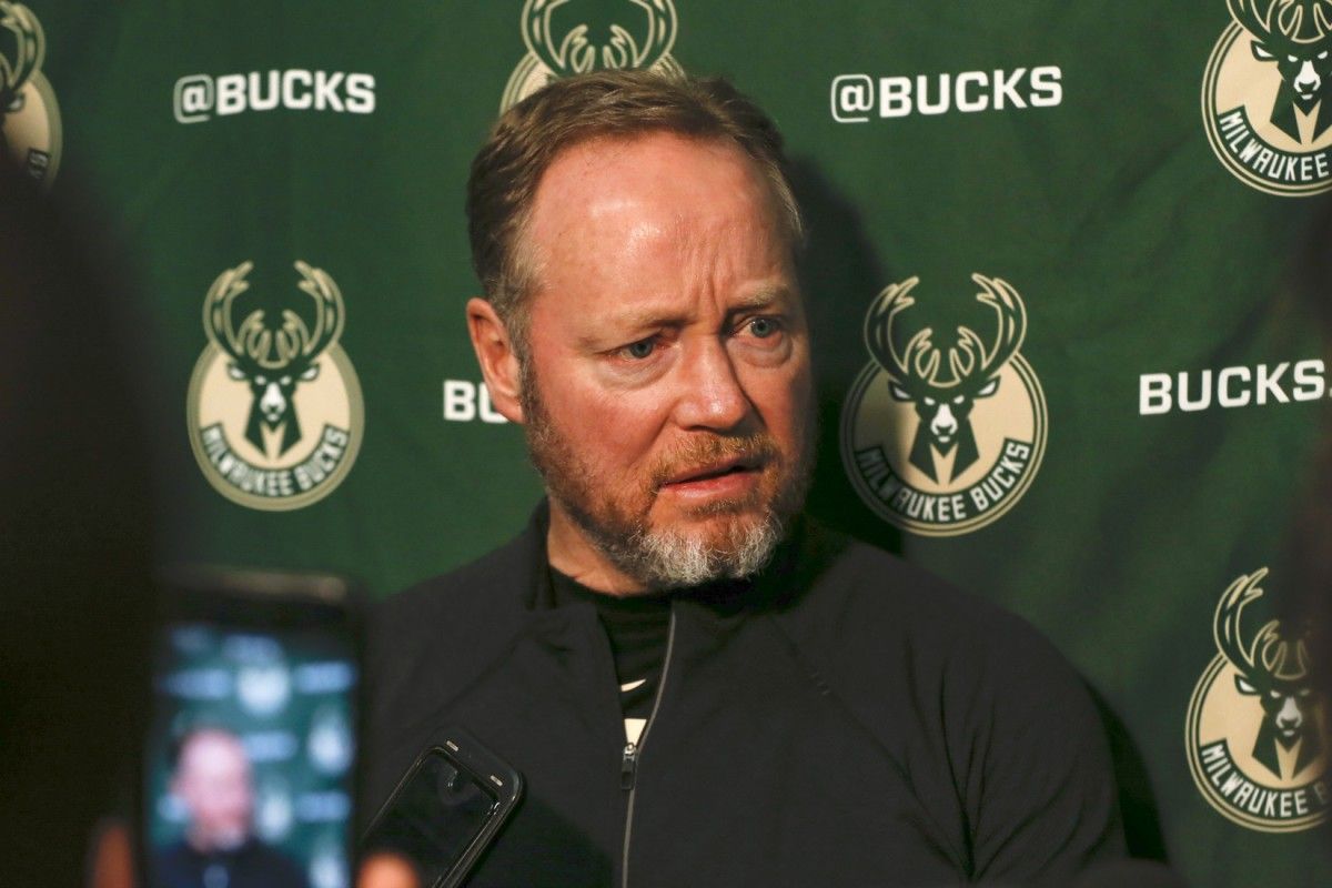 The Milwaukee Bucks Signed A New Player And Then Waived Him - Vimarsana News