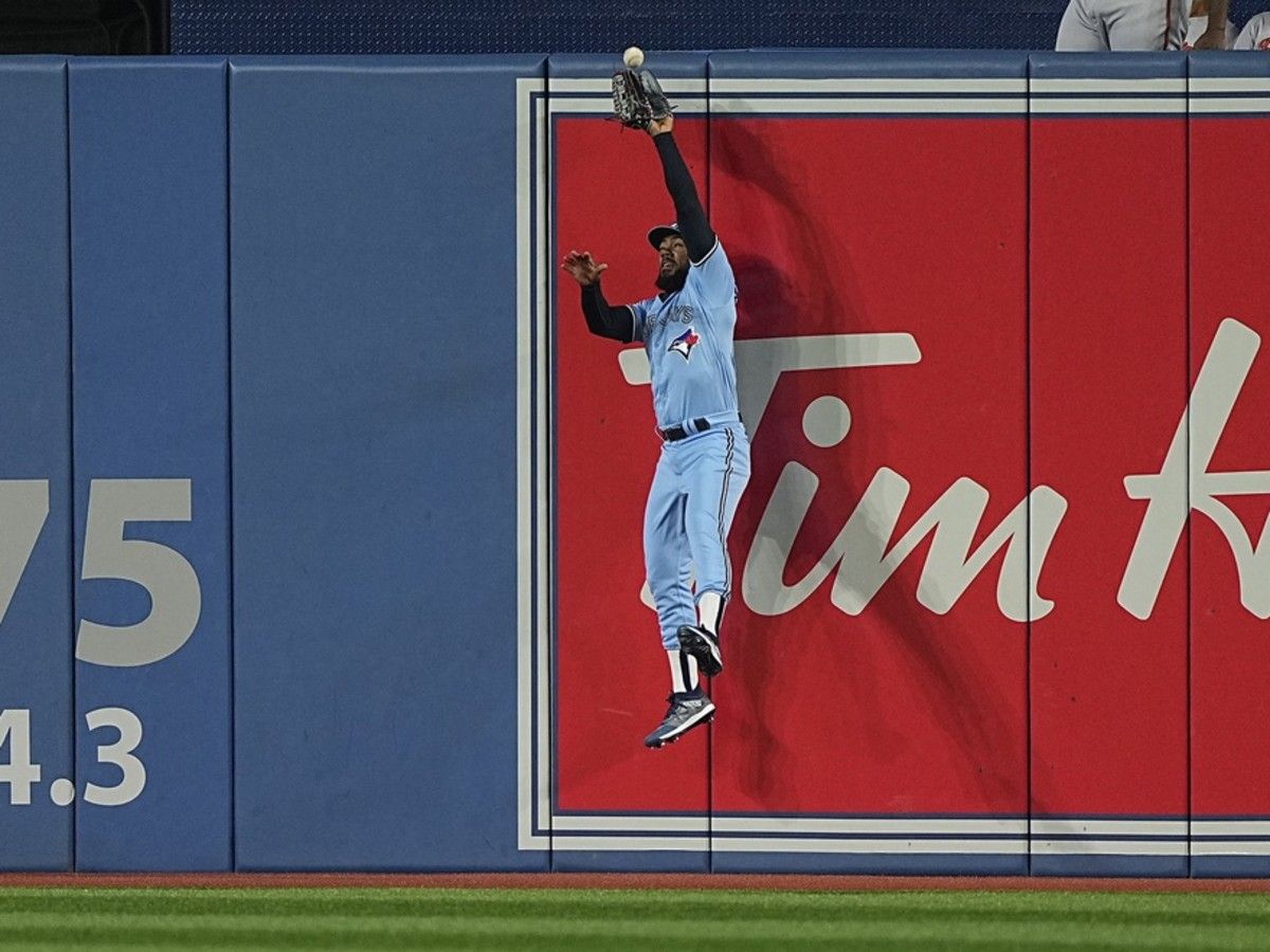 Blue Jays Find Defensive Stride at the Perfect Time - Vimarsana News
