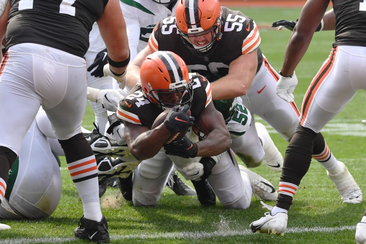 Sep 18, 2022; Cleveland, Ohio, USA; Cleveland Browns running back Nick Chubb (24) scores a touchdown during the second half against the New York Jets at FirstEnergy Stadium. Mandatory Credit: Ken Blaze-USA TODAY Sports