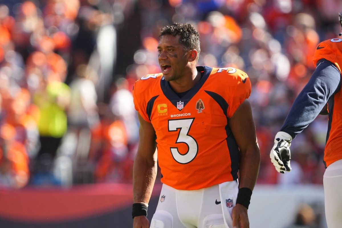 Denver Broncos QB Russell Wilson Shares Reaction to Fans Counting Down Clock - Sports Illustrated Mile High Huddle: Denver Broncos News, Analysis and More - Vimarsana News