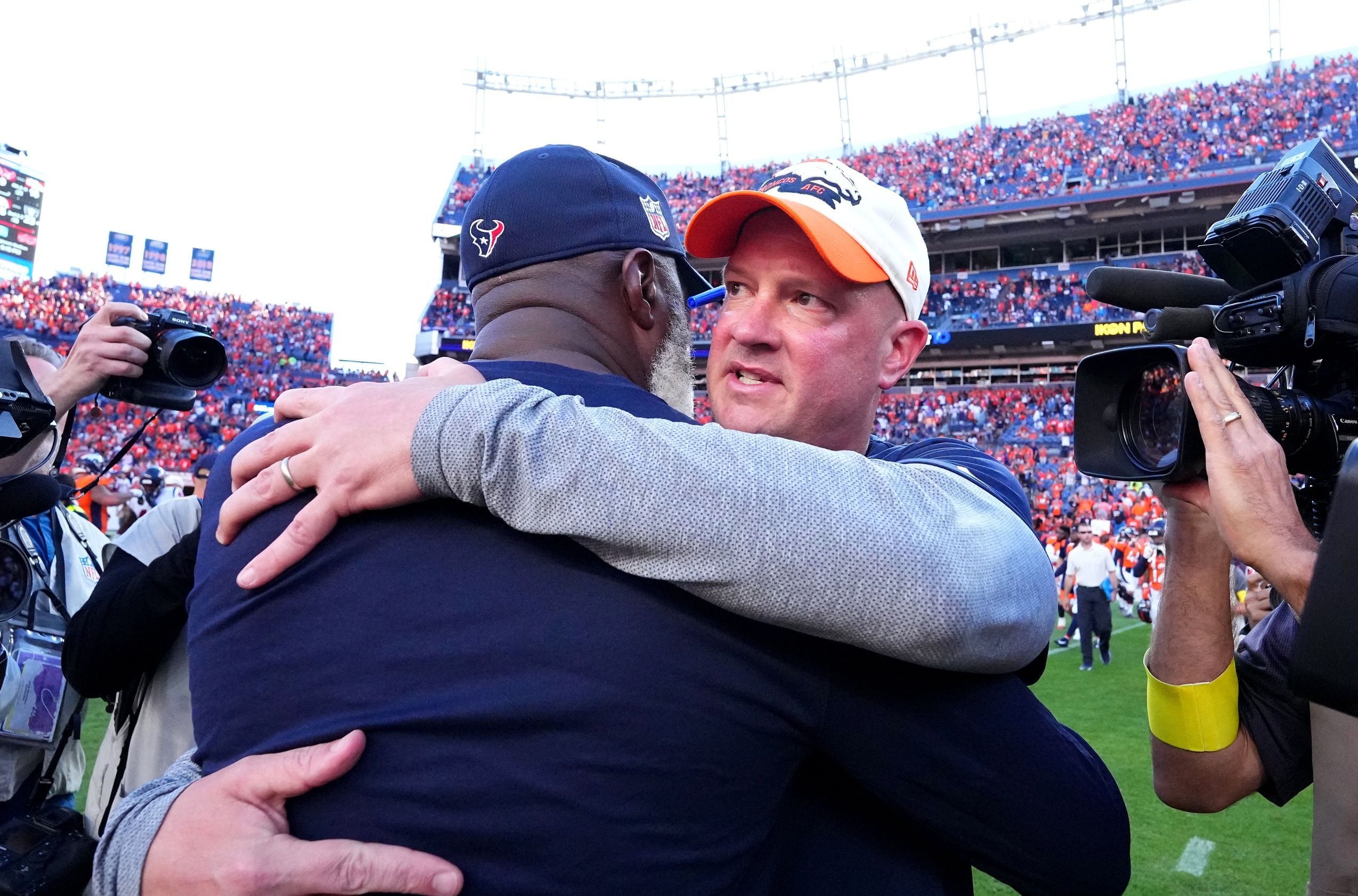 Denver Broncos Player Grades for Week 2's Ugly 16-9 Win Over Houston Texans - Sports Illustrated Mile High Huddle: Denver Broncos News, Analysis and More - Vimarsana News