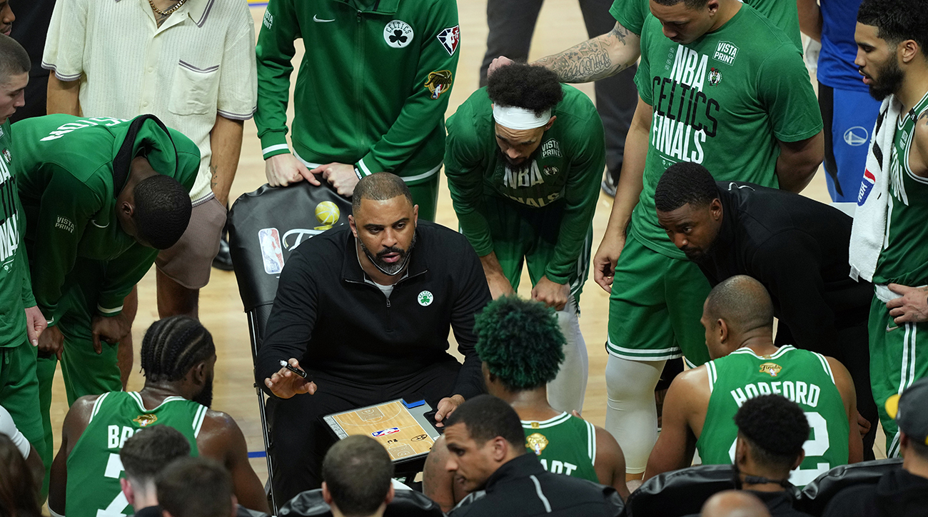 Joe Mazzulla Likely to Coach Celtics If Ime Udoka Is Suspended, per Report