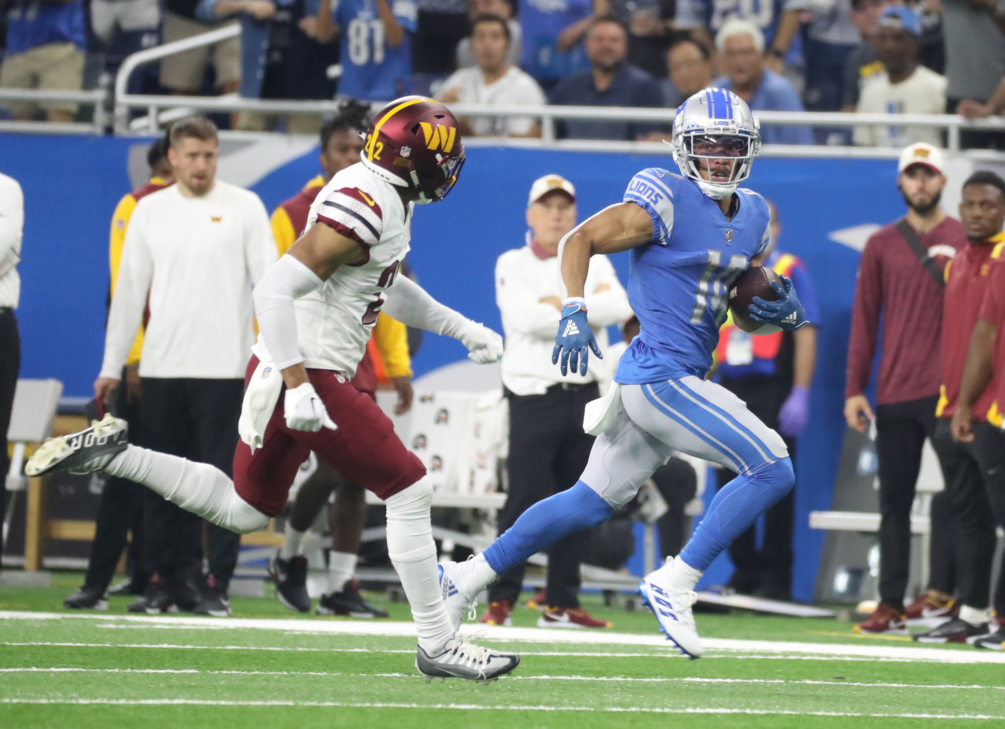 Lions WR Amon-Ra St. Brown Dunks on Commanders After Historic Week 2 Performance
