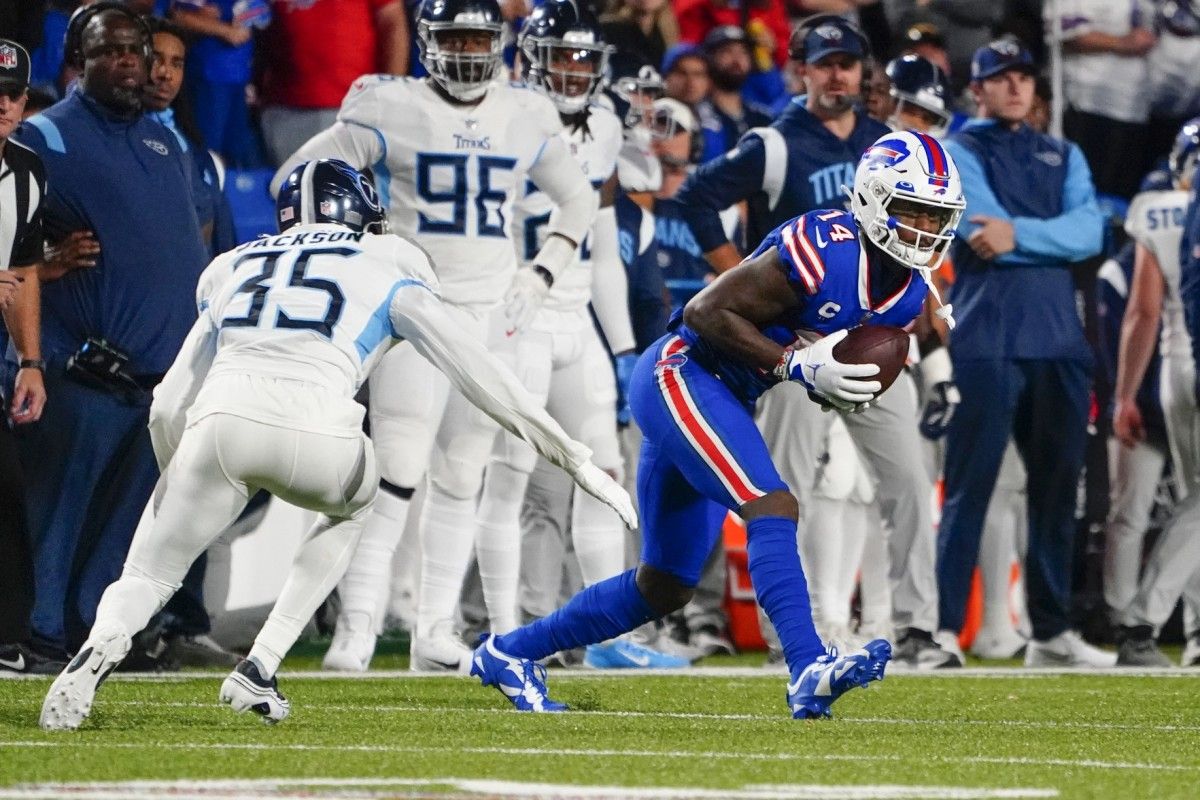 Buffalo wide receiver Stefon Diggs (14) catches a pass with Tennessee cornerback Chris Jackson (35) defending on Monday night. (Gregory Fisher-USA TODAY Sports)