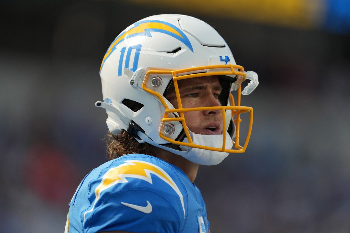 Los Angeles Chargers at Arizona Cardinals Game Day Betting Odds: Week 12 Point Spread, Moneyline, Over/Under - Sports Illustrated Los Angeles Chargers News, Analysis and More - Vimarsana News