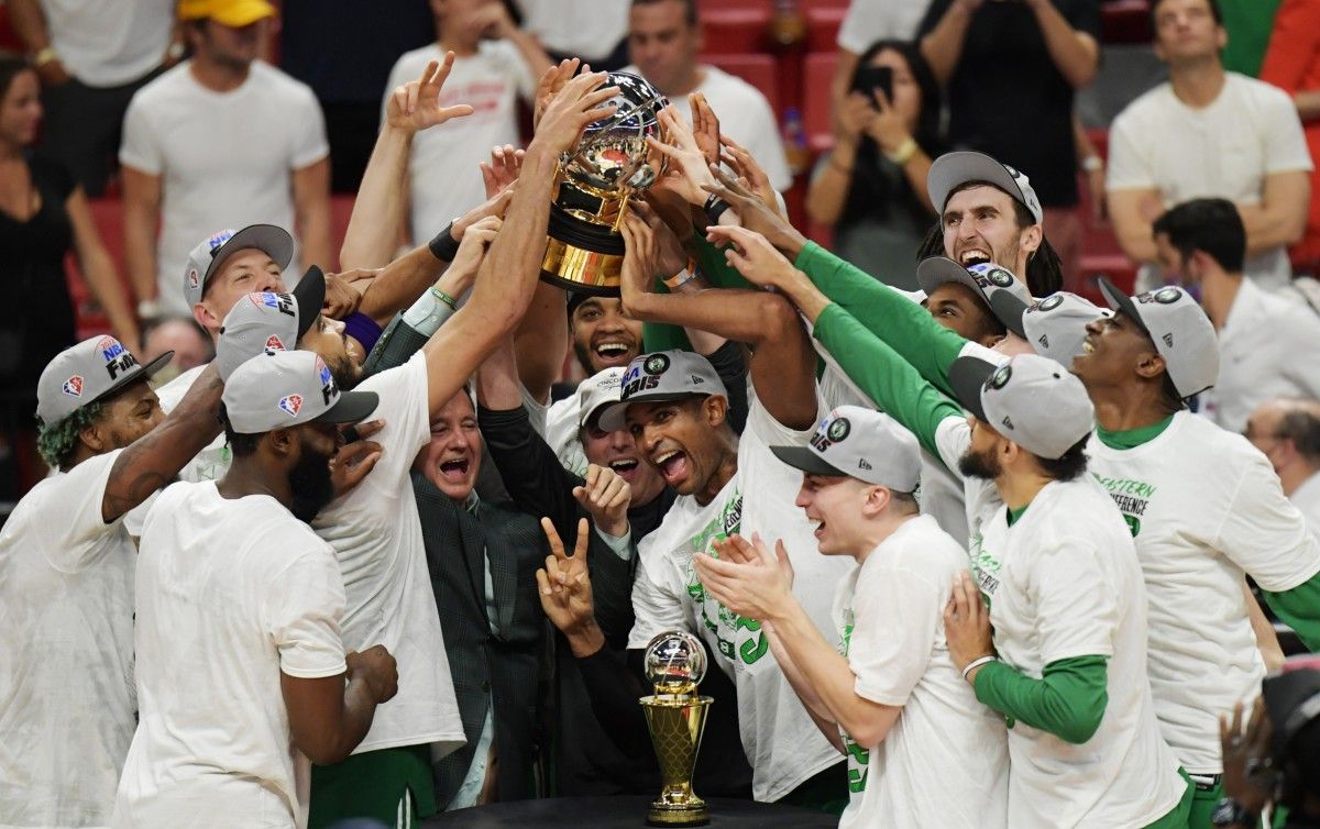 Los Angeles Clippers Sign Former Boston Celtics Player - Vimarsana News