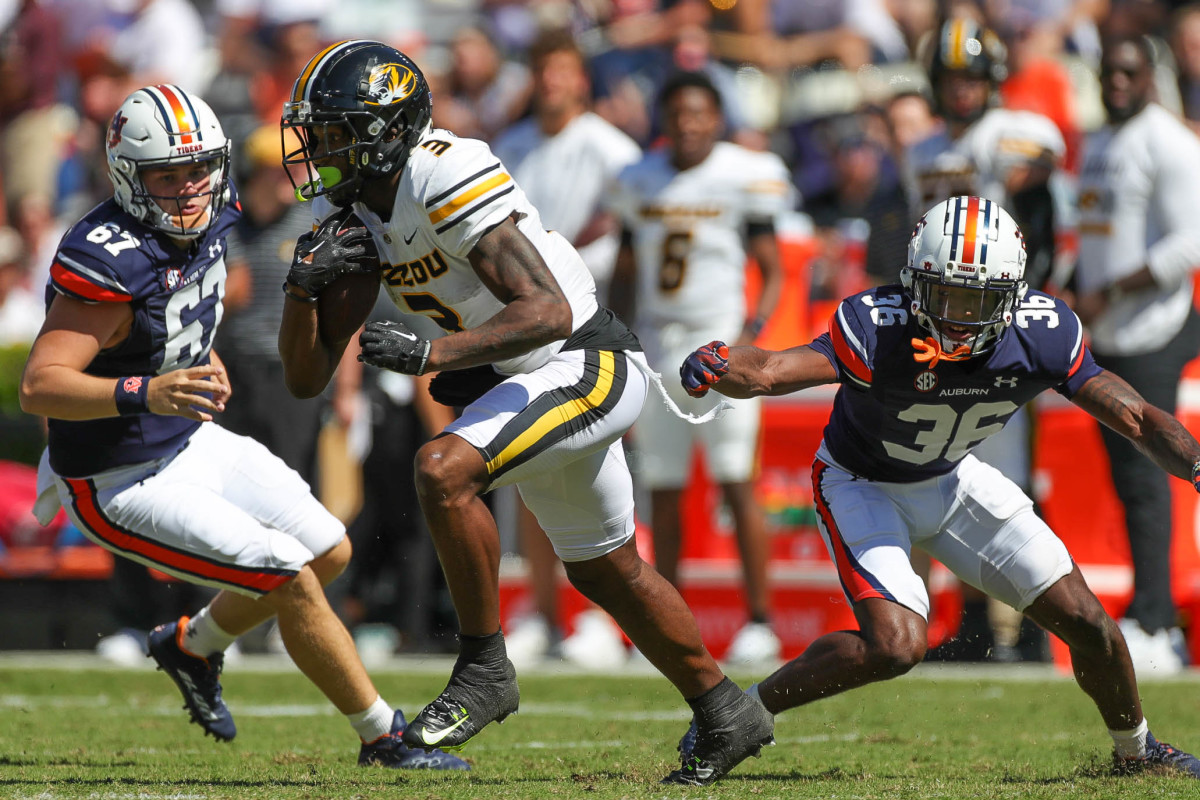 Missouri Tigers wide receiver Luther Burden III (3) looks for yardage during the game between the Missouri Tigers and the Auburn Tigers at Jordan-Hare Stadium on Sept. 24, 2022.