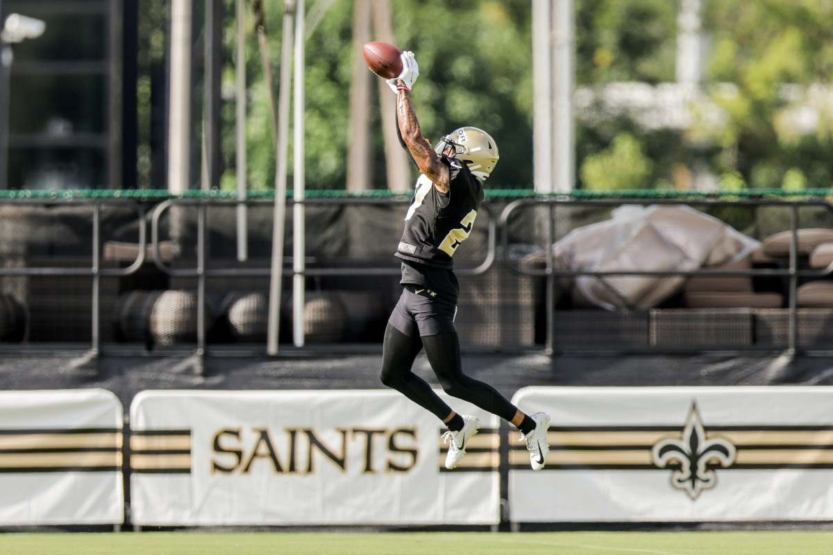 Jul 29, 2022; Metairie, LA, USA; New Orleans Saints cornerback Alontae Taylor (27) works on defensive drills during training camp at Ochsner Sports Performance Center. Mandatory Credit: Stephen Lew-USA TODAY Sports