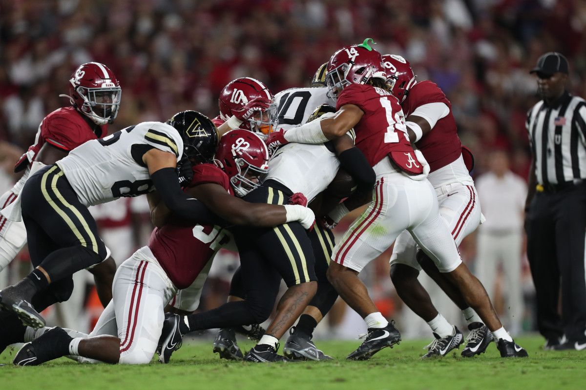 Why Nick Saban is OK With Alabama Defense's Lack of Turnovers - Vimarsana News