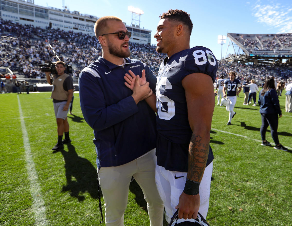 Penn State tight end Brenton Strange