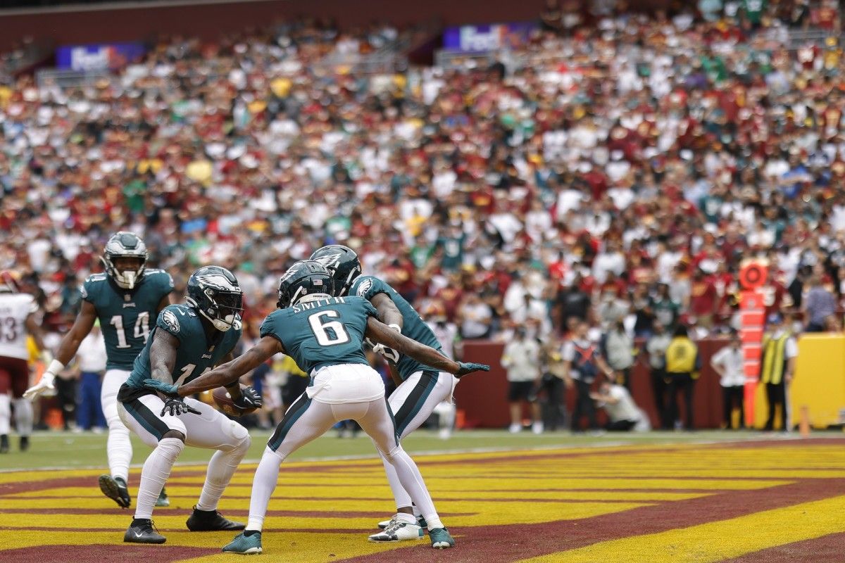Eagles Dominate Commanders with DeVonta Smith, Marauding Defense - Vimarsana News