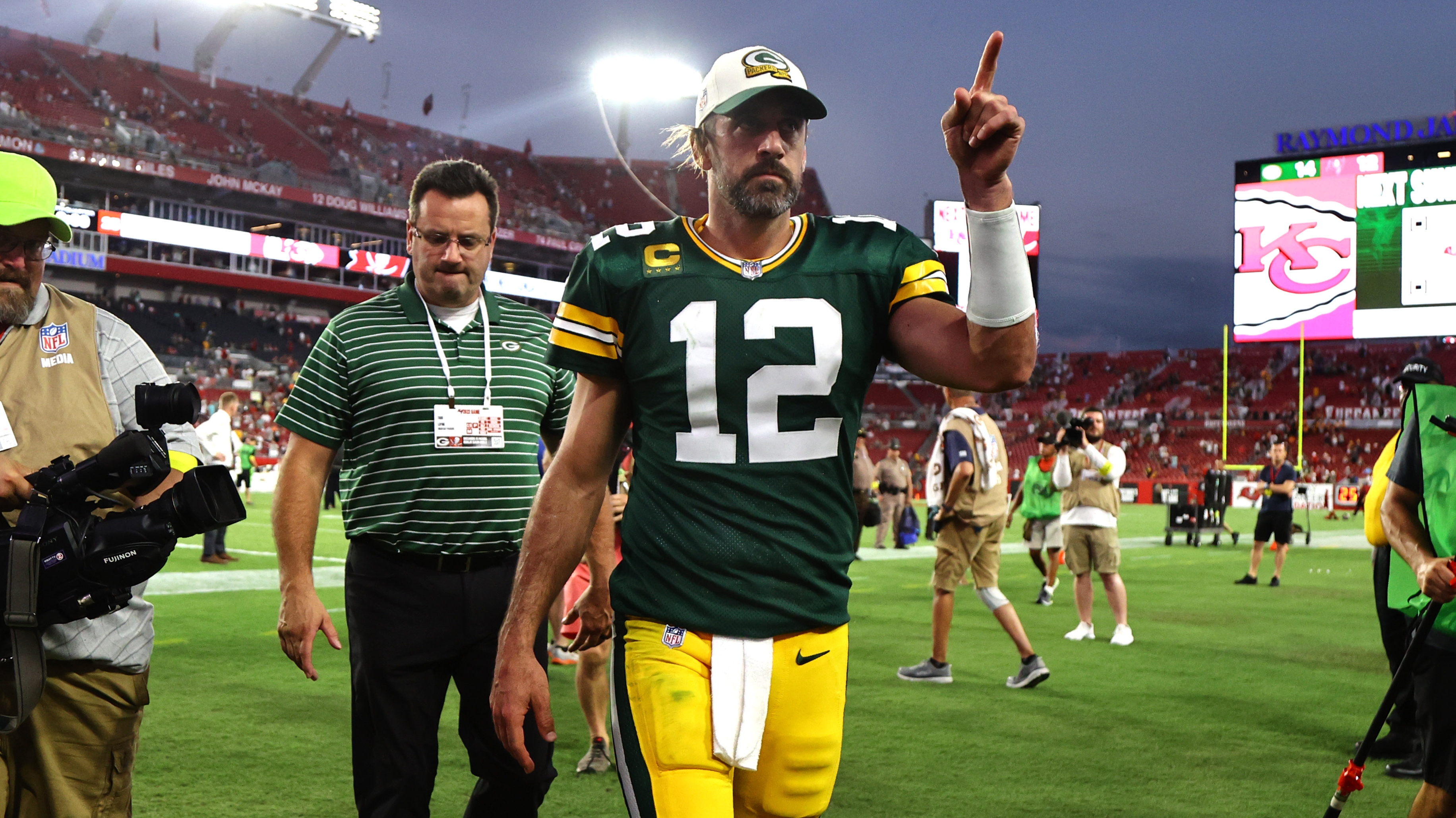 Aaron Rodgers Explains Viral Jumbotron Quote After Bucs Win