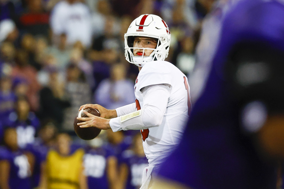Stanford Cardinal quarterback Tanner McKee (18) passes against the Washington Huskies during the first quarter at Alaska Airlines Field at Husky Stadium.