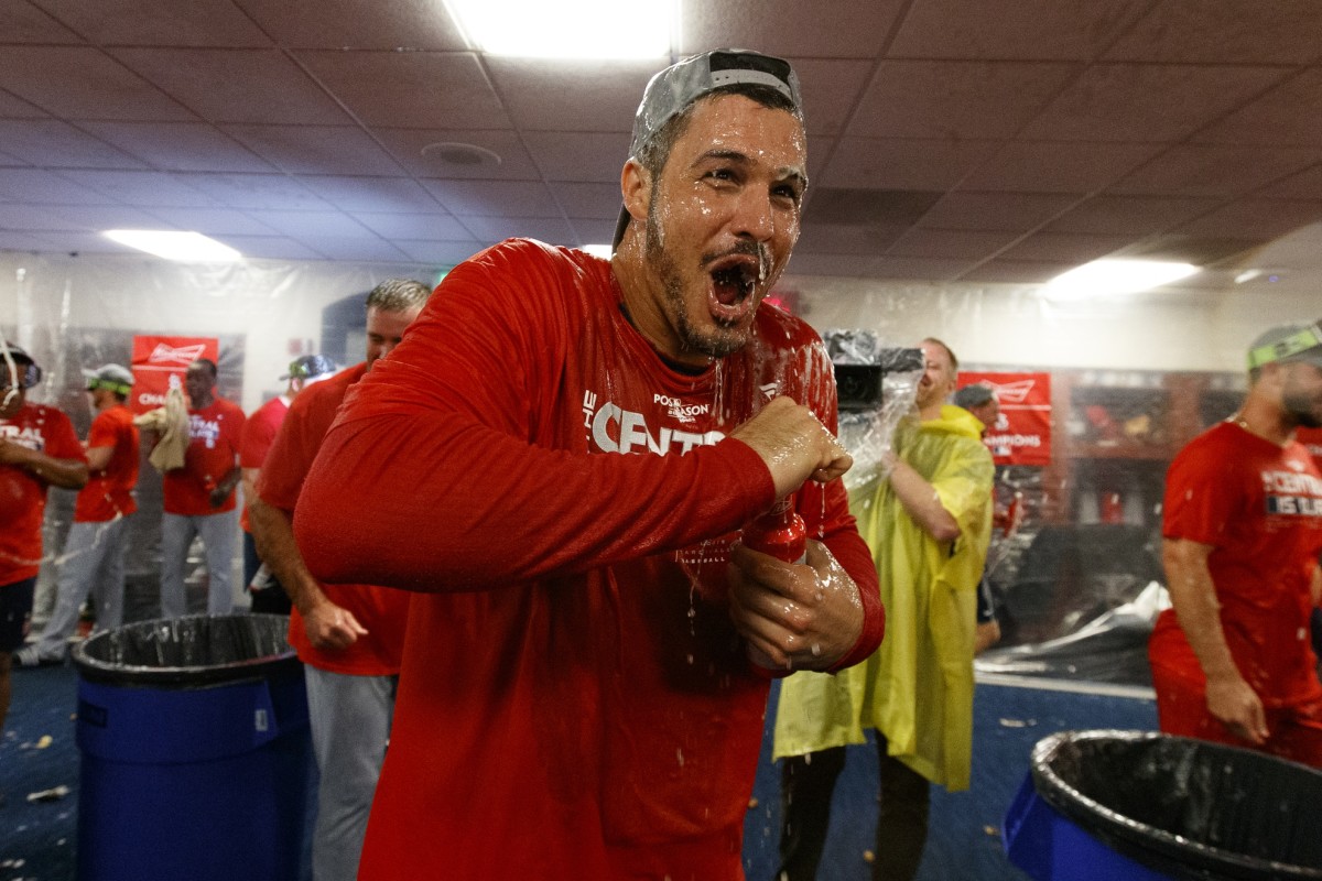 Arenado Wins First Division Title of 10-Year Career as Cardinals Clinch -  Fastball