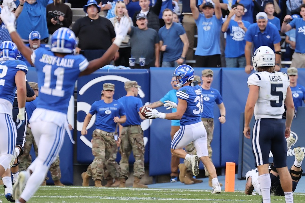 Previewing BYU vs Notre Dame with a Notre Dame Insider BYU Cougars on