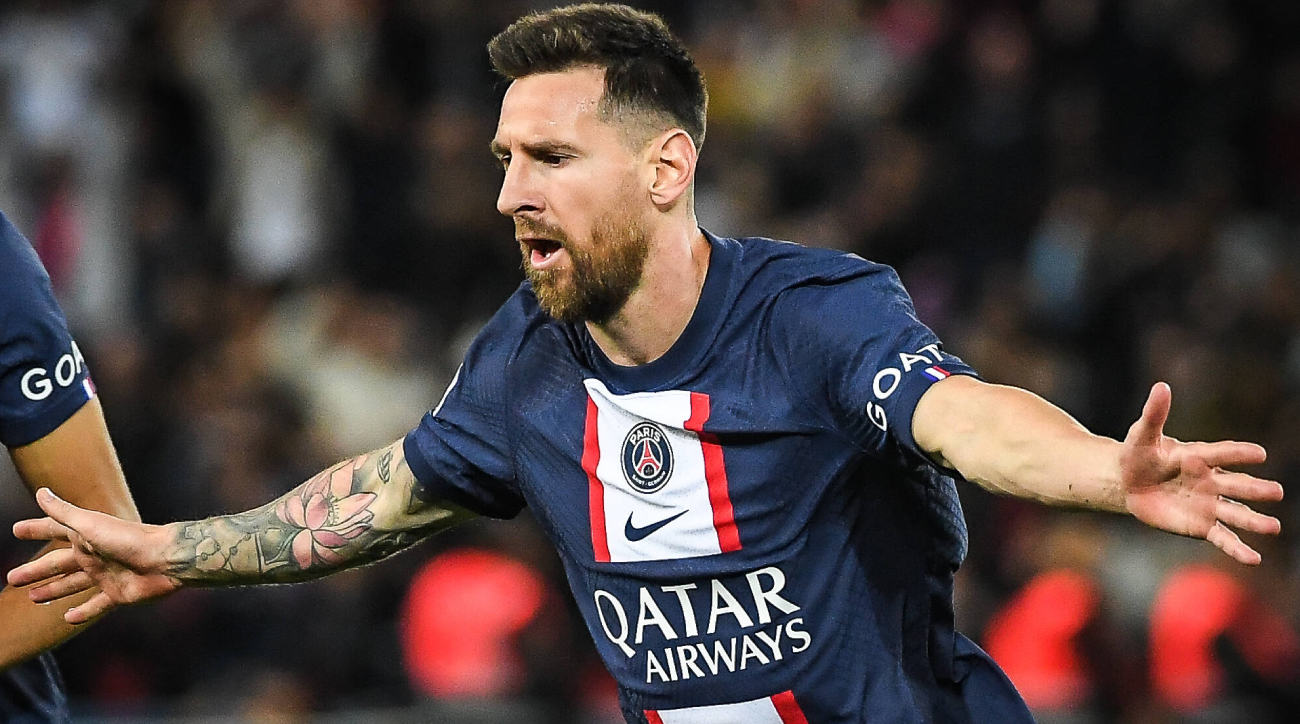 PSG Ad Board Says ‘GOAT’ the Moment Lionel Messi Scores Free Kick