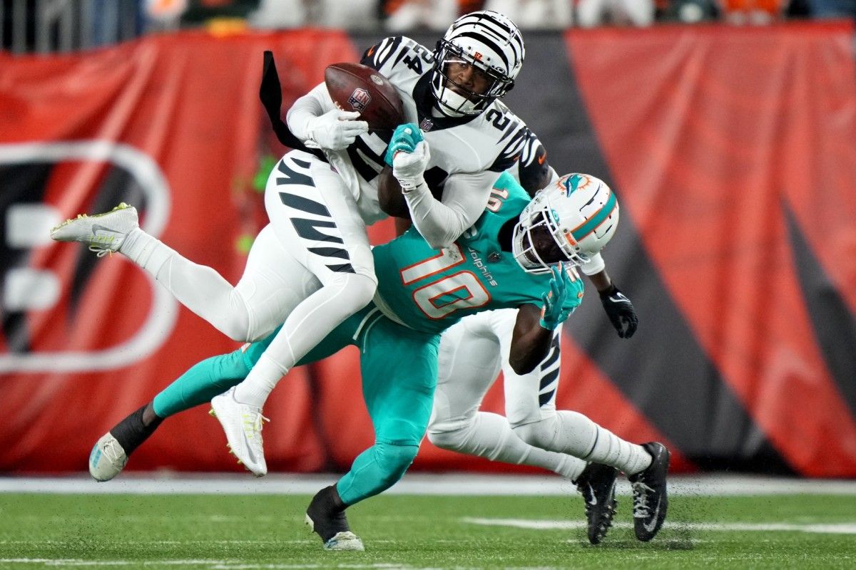 DJ Reader Pokes Fun at Tyreek Hill Following Cincinnati Bengals' Win Over Miami Dolphins - Sports Illustrated Cincinnati Bengals News, Analysis and More - Vimarsana News