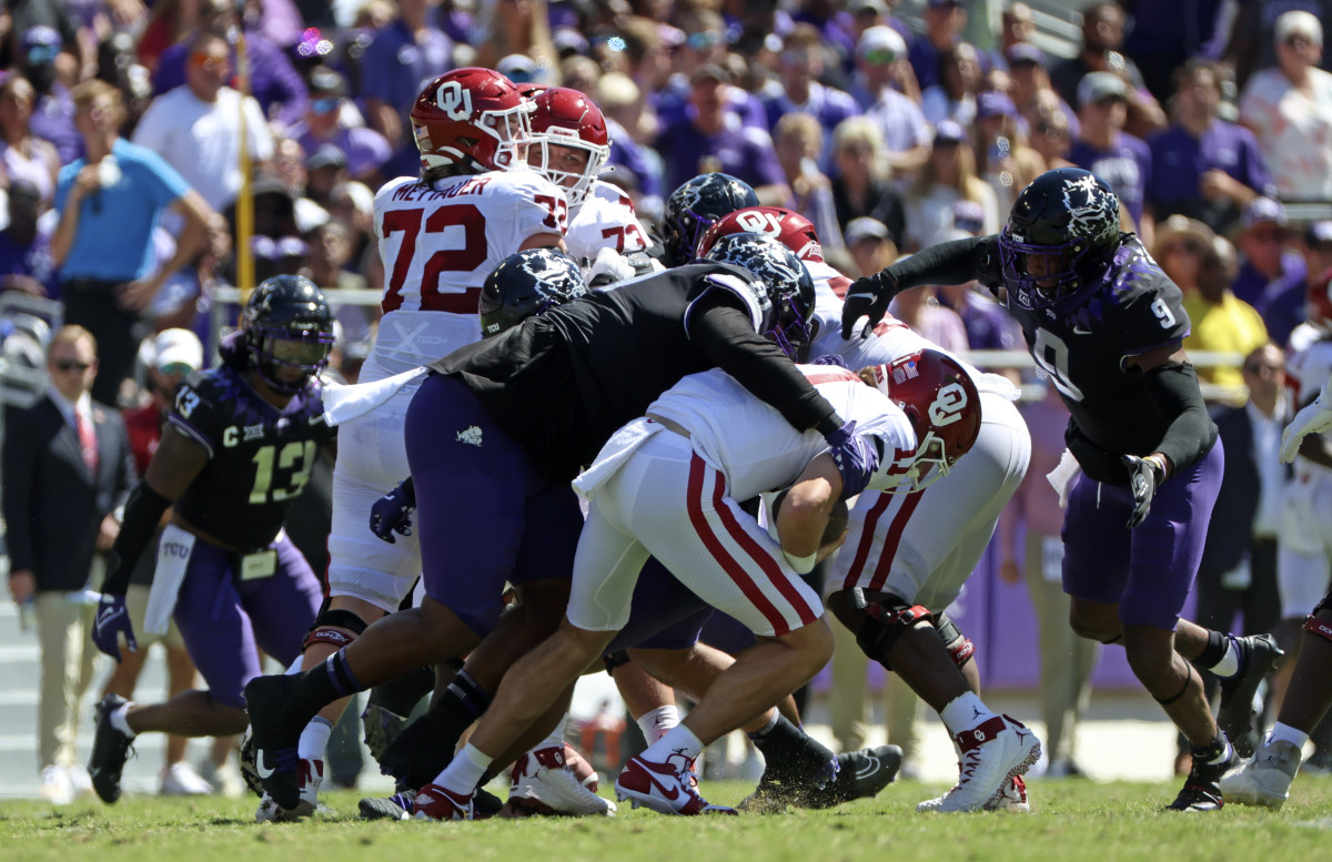 Davis Beville gets sacked by TCU defender