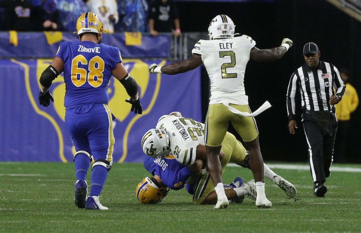 Pat Narduzzi Puts Pitt Panthers Loss on Those Around Kedon Slovis ...