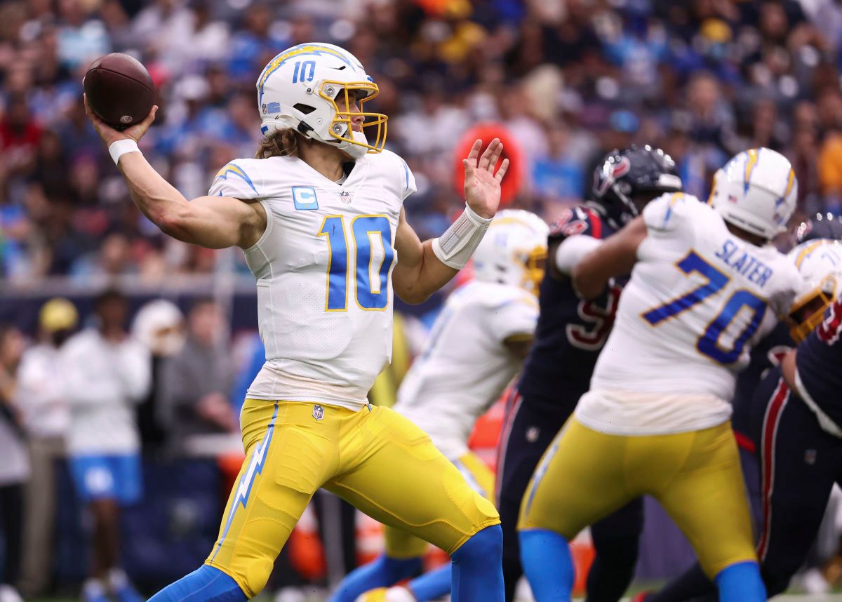 Los Angeles Chargers at Houston Texans Game Day Betting Odds: Week 4 Point Spread, Moneyline, Over/Under - Sports Illustrated Los Angeles Chargers News, Analysis and More - Vimarsana News