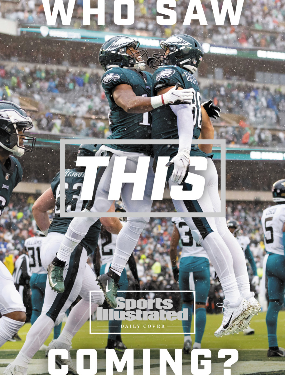 Kenneth Gainwell and Dallas Goedert celebrate a touchdown against the Jaguars