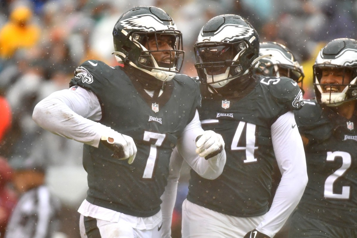 Haason Reddick celebrates a sack during the Eagles' win over the Jaguars.