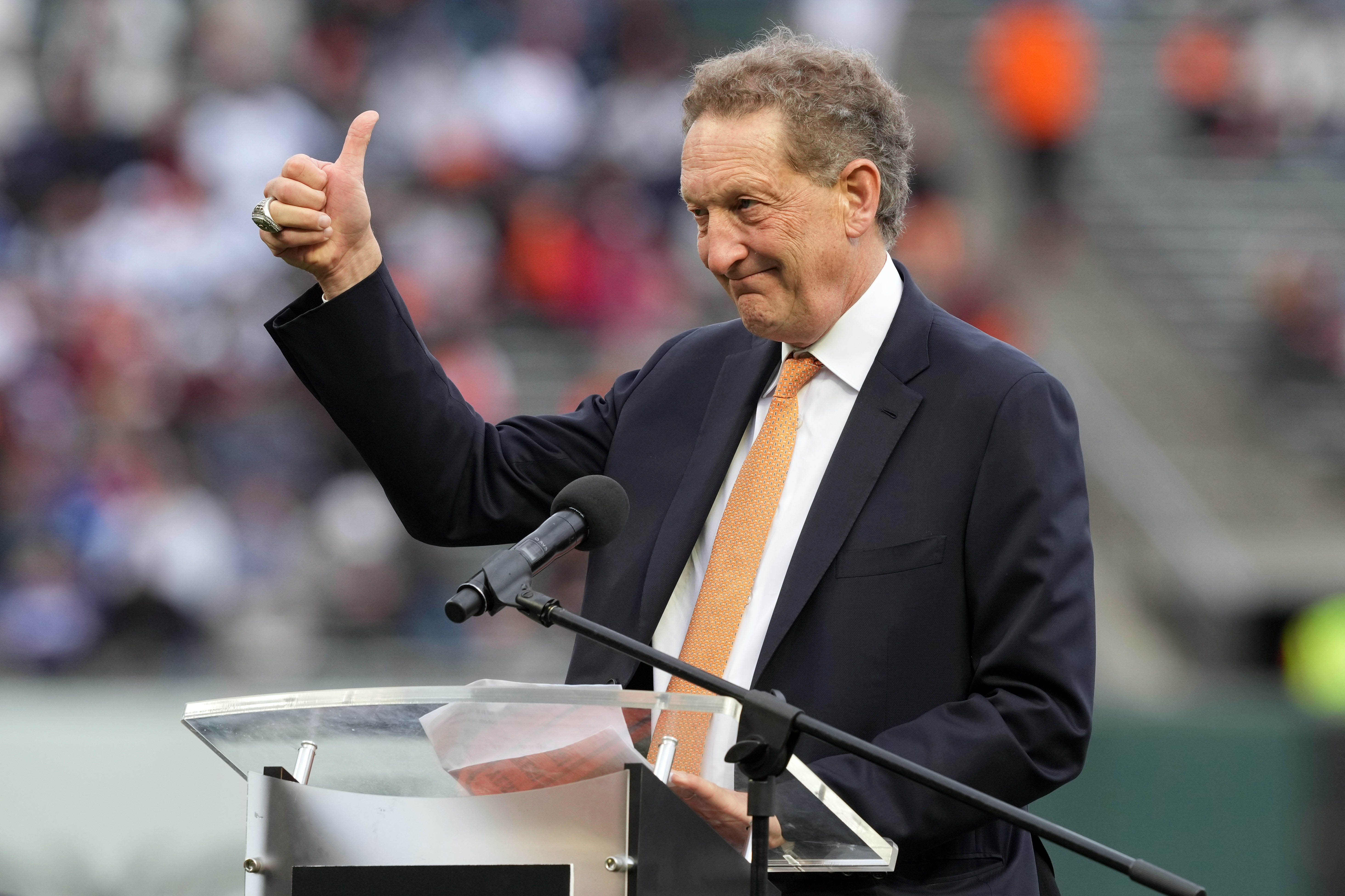 SF Giants CEO pledges team will return to title contention in 2023