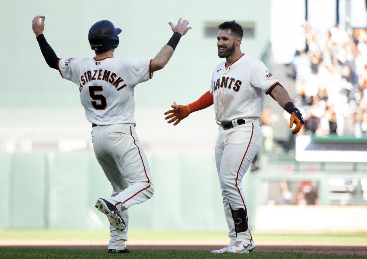 The Giants swept the Rockies at home in the last week of September before going 2-1 in a three-game set against the Diamondbacks. 