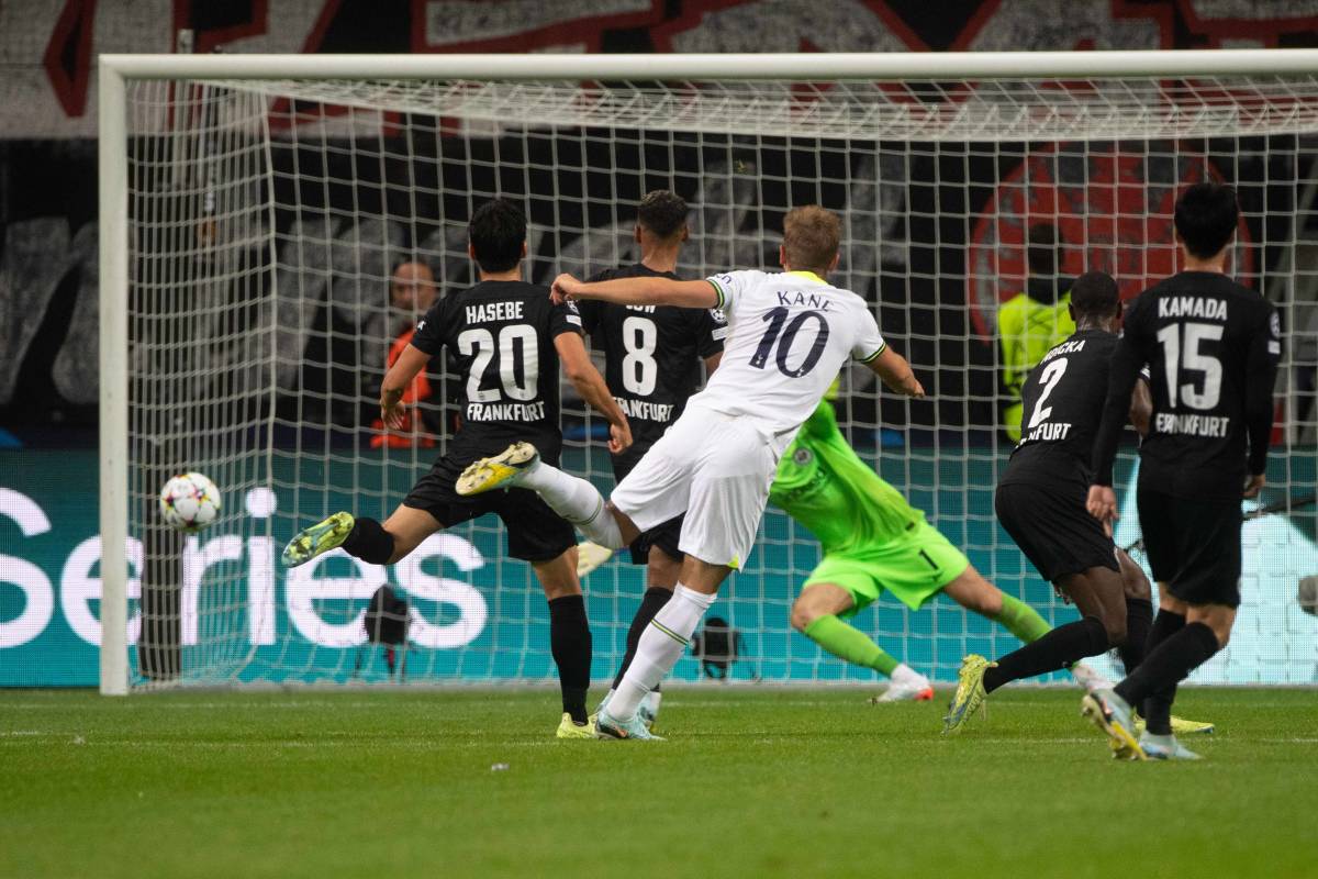 Tottenham striker Harry Kane (10) pictured shooting wide during his side's 0-0 draw with Eintracht Frankfurt in October 2022