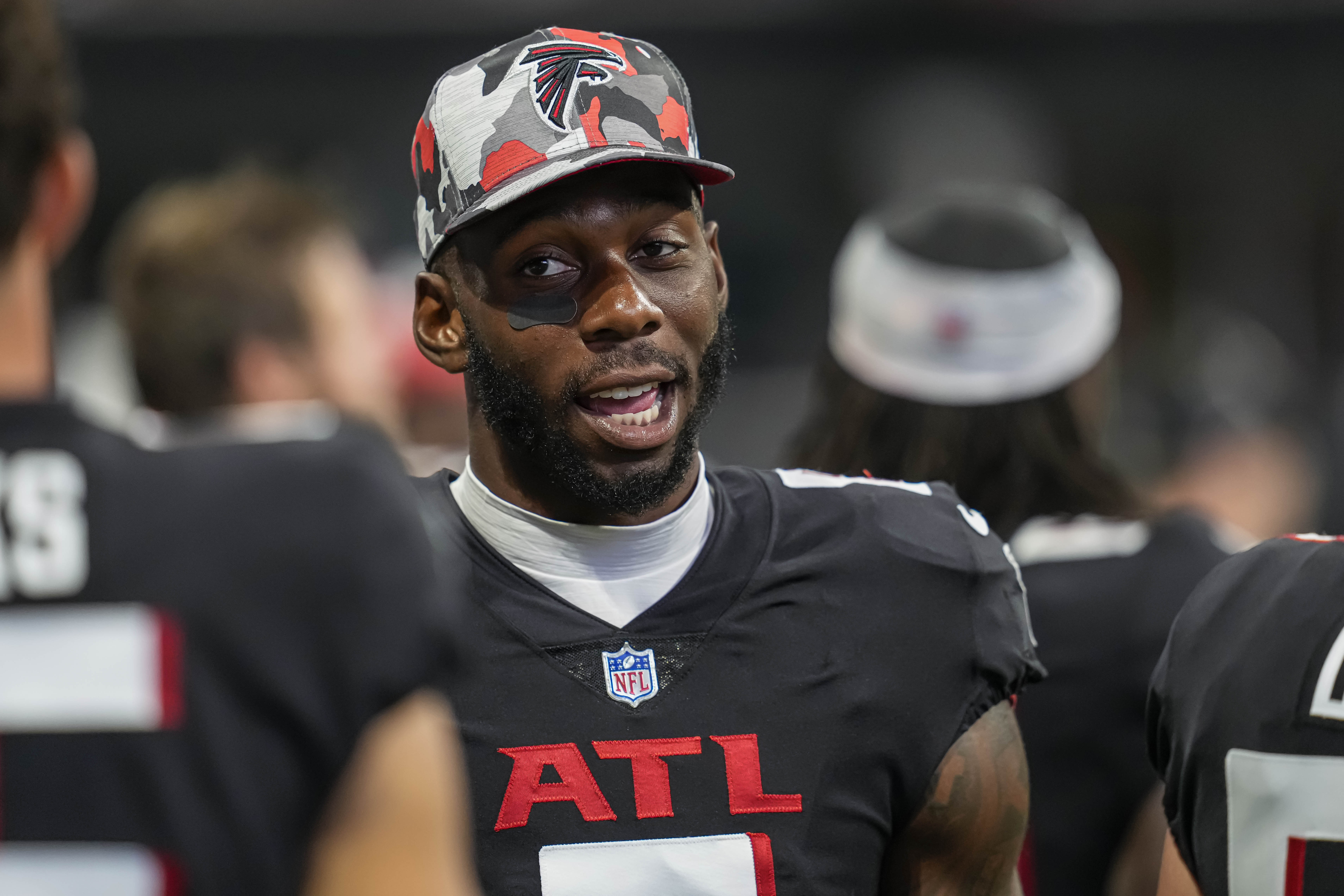WATCH: Falcons TE Kyle Pitts Scores First TD of 2022 Season