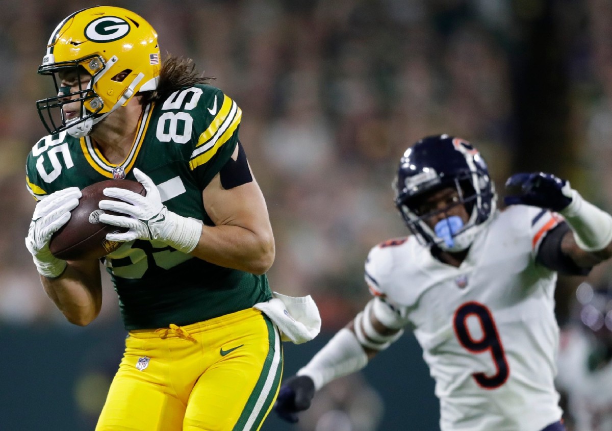 Green Bay Packers tight end Robert Tonyan (85) makes a reception against the Chicago Bears during their football game on Sunday, September 18, 2022 at Lambeau Field. in Green Bay, Wis.