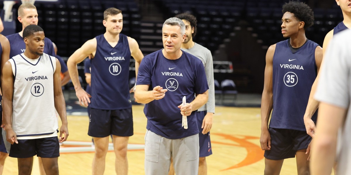 Virginia men's basketball head coach Tony Bennett