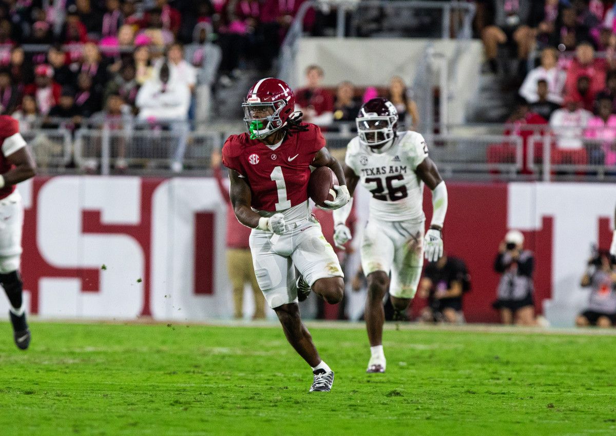 Alabama Coaching Staff Selects Six Player of the Week after Win over